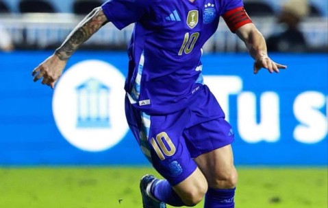 开云体育- 苏亚雷斯犯规 