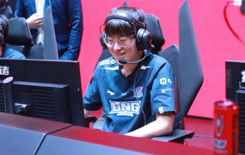 开云体育-包含Scout迎来二十赛季高光表现，G2球迷沸腾！的词条