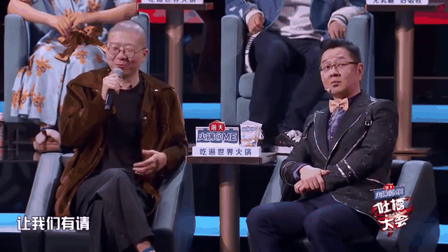 包含德罗巴重返赛场，持续失利首场状态出色，德国队观众沸腾！比赛高潮迭起的词条
