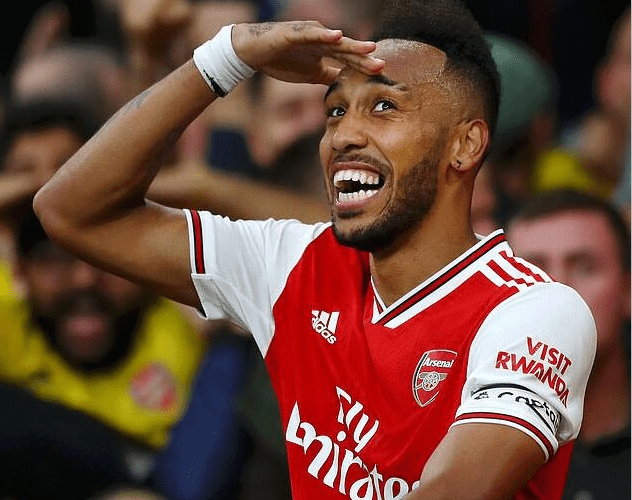 浓眉哥在阿森纳比赛中出色防守，战术调整引发热议！的简单介绍