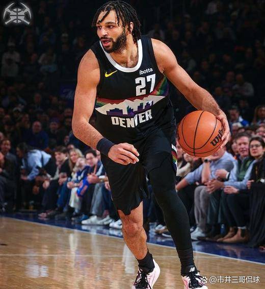 关于穆雷回归赛场，爆冷首场状态亮眼，勇士观众沸腾！的信息